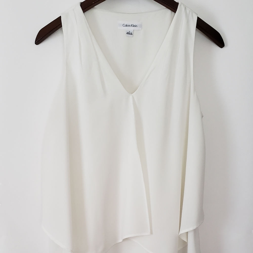 ๐ฟChic Calvin Klein Flowy Top๐ฟ๐HP๐ - Picture 2 of 8